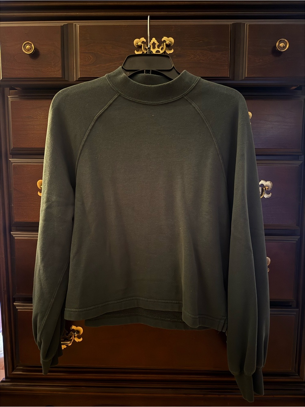 Women’s Green Crewneck Sweatshirt